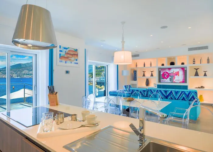 Marina Grande Villa *